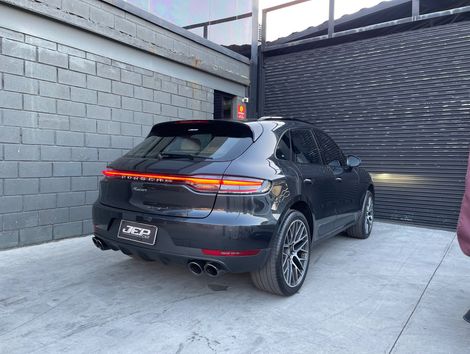 Porsche Macan 2.0 Turbo