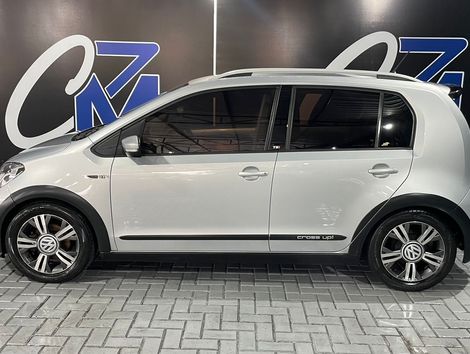 VolksWagen up! cross 1.0 TSI Total Flex 12V 5p