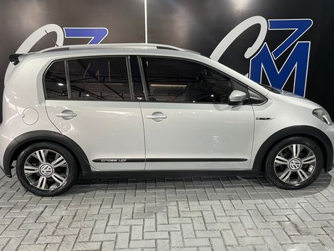 VolksWagen up! cross 1.0 TSI Total Flex 12V 5p