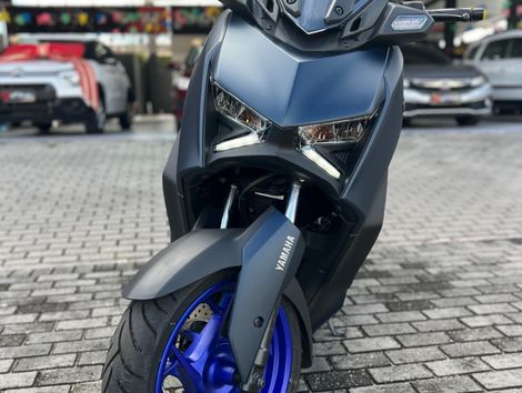 YAMAHA XMAX 250 CONNECTED 