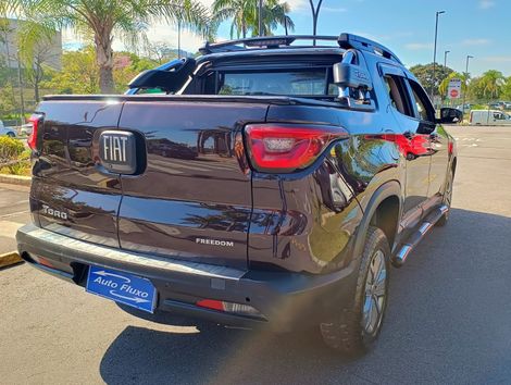 Fiat Toro Freedom 1.8 16V Flex Aut.