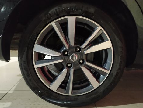 Nissan VERSA UNIQUE 1.6 16V FlexStart 4p Aut.