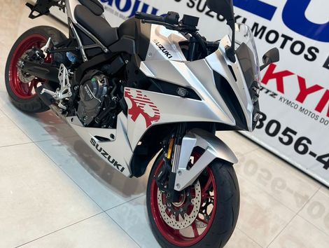 SUZUKI GSX-8R