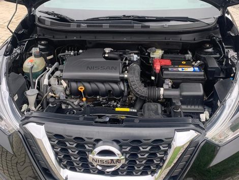 Nissan KICKS SL 1.6 16V FlexStar 5p Aut.