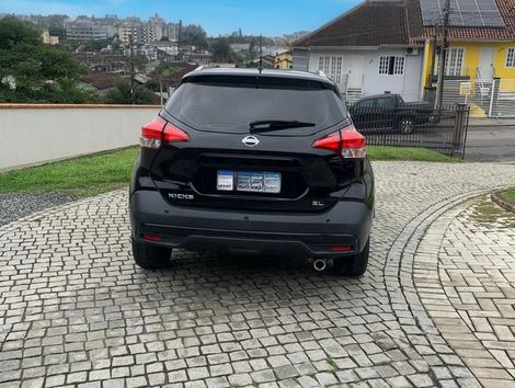 Nissan KICKS SL 1.6 16V FlexStar 5p Aut.