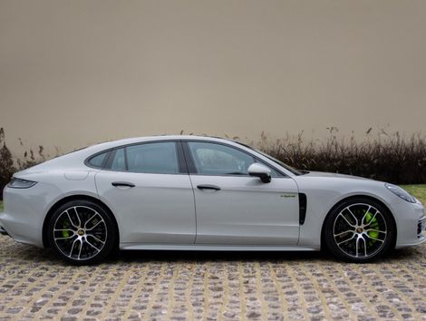 Porsche Panamera Turbo S E-Hybrid 4.0 680cv