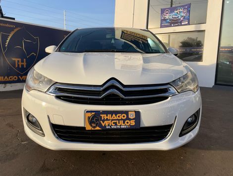 Citroën C4 LOUNGE Origine 2.0 Flex 4p Aut.