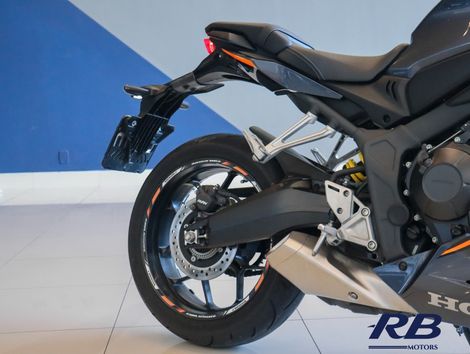HONDA CBR 650 R
