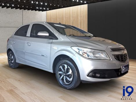 Chevrolet ONIX HATCH LT 1.0 8V FlexPower 5p Mec.