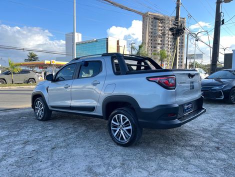 Fiat Strada Volcano 1.3 Flex 8V CD