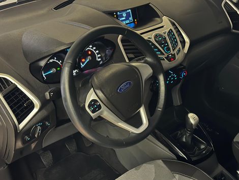 Ford EcoSport FREESTYLE 2.0 16V Flex 5p