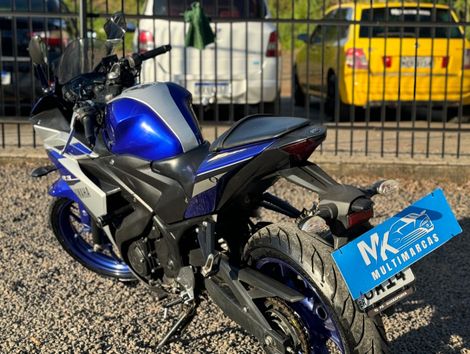 YAMAHA YZF R-3 321/ABS