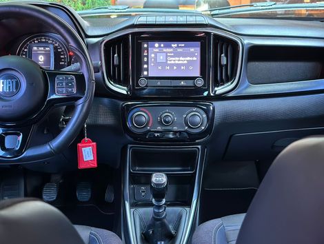 Fiat Strada Volcano 1.3 Flex 8V CD
