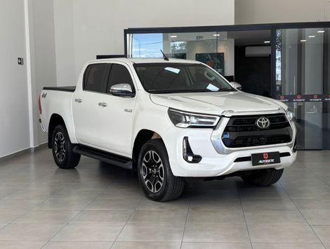Toyota Hilux CD SRX 4x4 2.8 TDI 16V Diesel Aut.