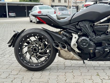 Ducati XDIAVEL DARK 1262