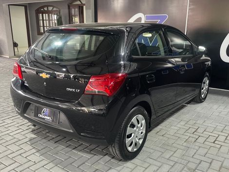 Chevrolet ONIX HATCH LT 1.4 8V FlexPower 5p Mec.
