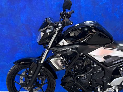 YAMAHA MT-03 321/ABS
