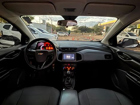 Chevrolet Onix Plus Joy Black Edtion