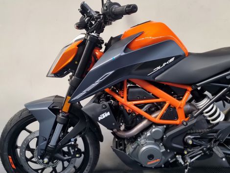 KTM DUKE 390