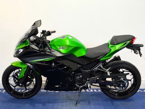 KAWASAKI NINJA 300