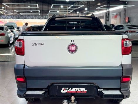 Fiat Strada Freedom 1.4 Flex 8V CS