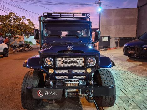 Toyota Bandeirante
