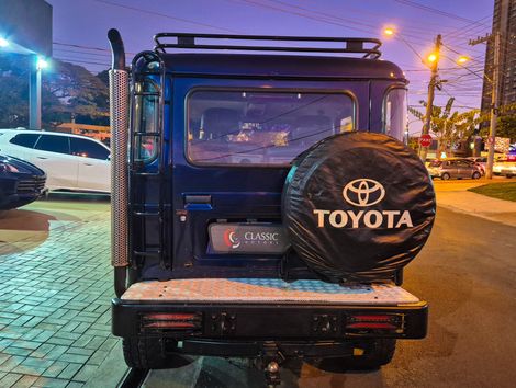 Toyota Bandeirante
