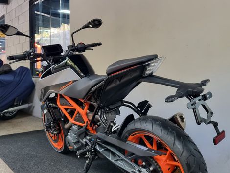 KTM DUKE 390