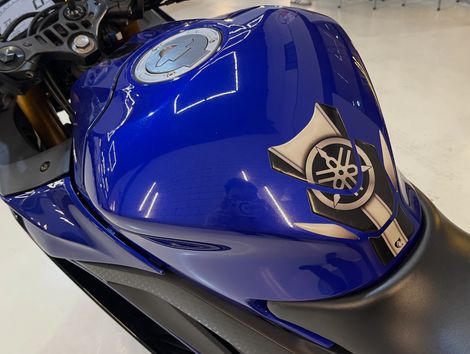 YAMAHA YZF R-3 321/ABS