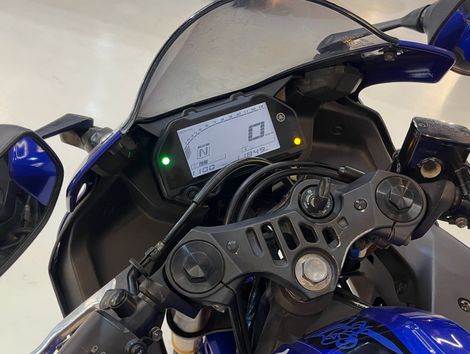 YAMAHA YZF R-3 321/ABS