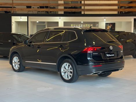 VolksWagen TIGUAN Allspac Comf 250 TSI 1.4 Flex