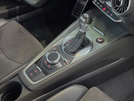Audi TT 2.0 16v TFSI S-Tronic