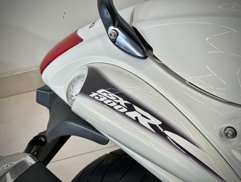 SUZUKI GSX 1300-R HAYABUSA