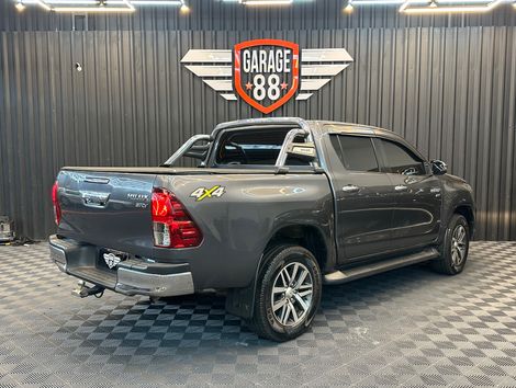 Toyota Hilux CD SRV 4x2 2.7 Flex 16V Aut.