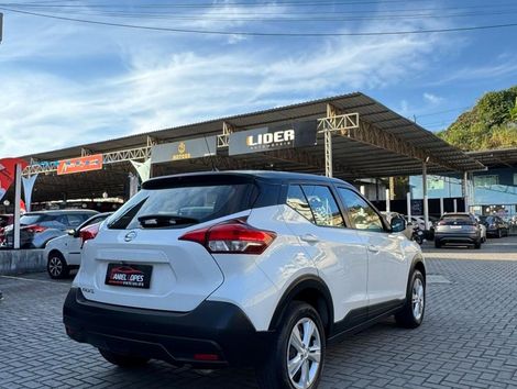 Nissan KICKS Active S 1.6 16V Flex Aut.