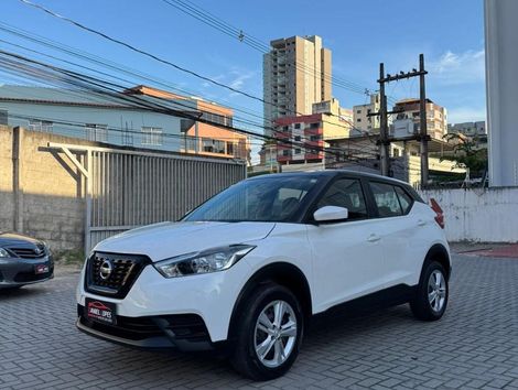 Nissan KICKS Active S 1.6 16V Flex Aut.