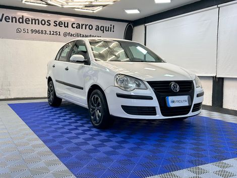 VolksWagen Polo Sedan 1.6 Mi Total Flex 8V 4p