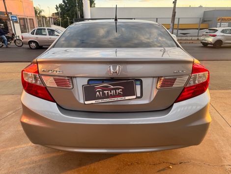 Honda Civic Sedan LXS 1.8/1.8 Flex 16V Aut. 4p