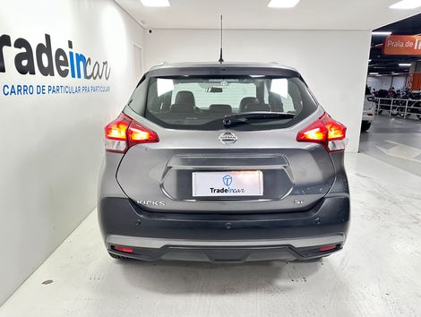 Nissan KICKS SL 1.6 16V FlexStar 5p Aut.