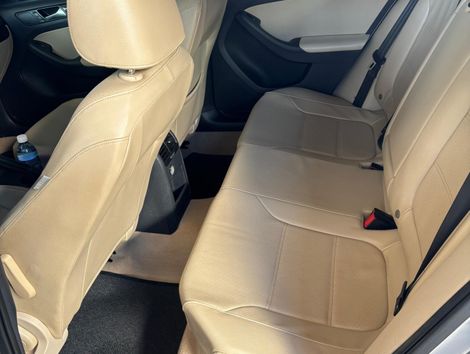 VolksWagen JETTA Comfortline 2.0 T.Flex 8V 4p Tipt.