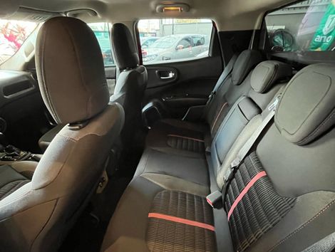 Fiat Toro Freedom 1.8 16V Flex Aut.