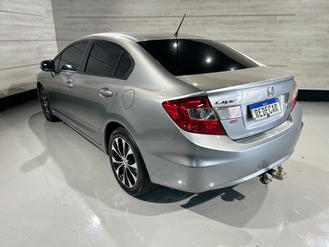 Honda Civic Sedan LXR 2.0 Flexone 16V Aut. 4p