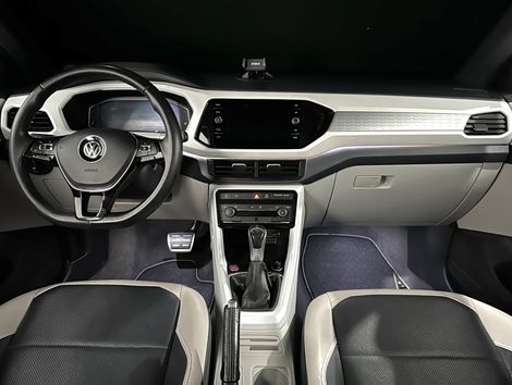 VolksWagen T-Cross Highline 1.4 TSI Flex 16V 5p Aut