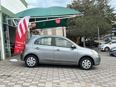 Nissan MARCH S 1.0 16V Flex Fuel 5p