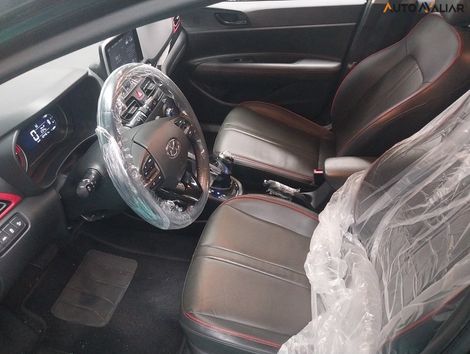 Hyundai HB20X Diamond 1.6 Flex 16V Aut.