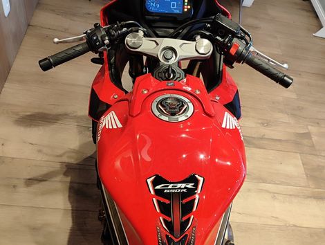 HONDA CBR 650 R
