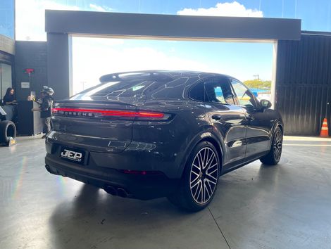 Porsche Cayenne Coupe E-Hybrid 3.0 V6 462cv