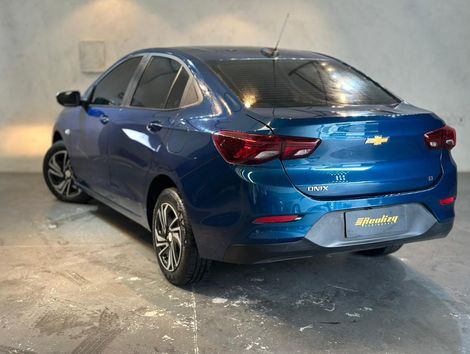 Chevrolet ONIX SEDAN Plus LT 1.0 12V Flex 4p Mec.
