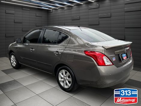 Nissan VERSA SL 1.6 16V Flex Fuel 4p Mec.