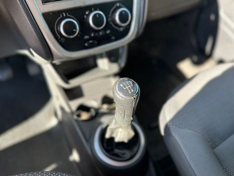 VolksWagen VOYAGE TREND 1.6 Mi Total Flex 8V 4p